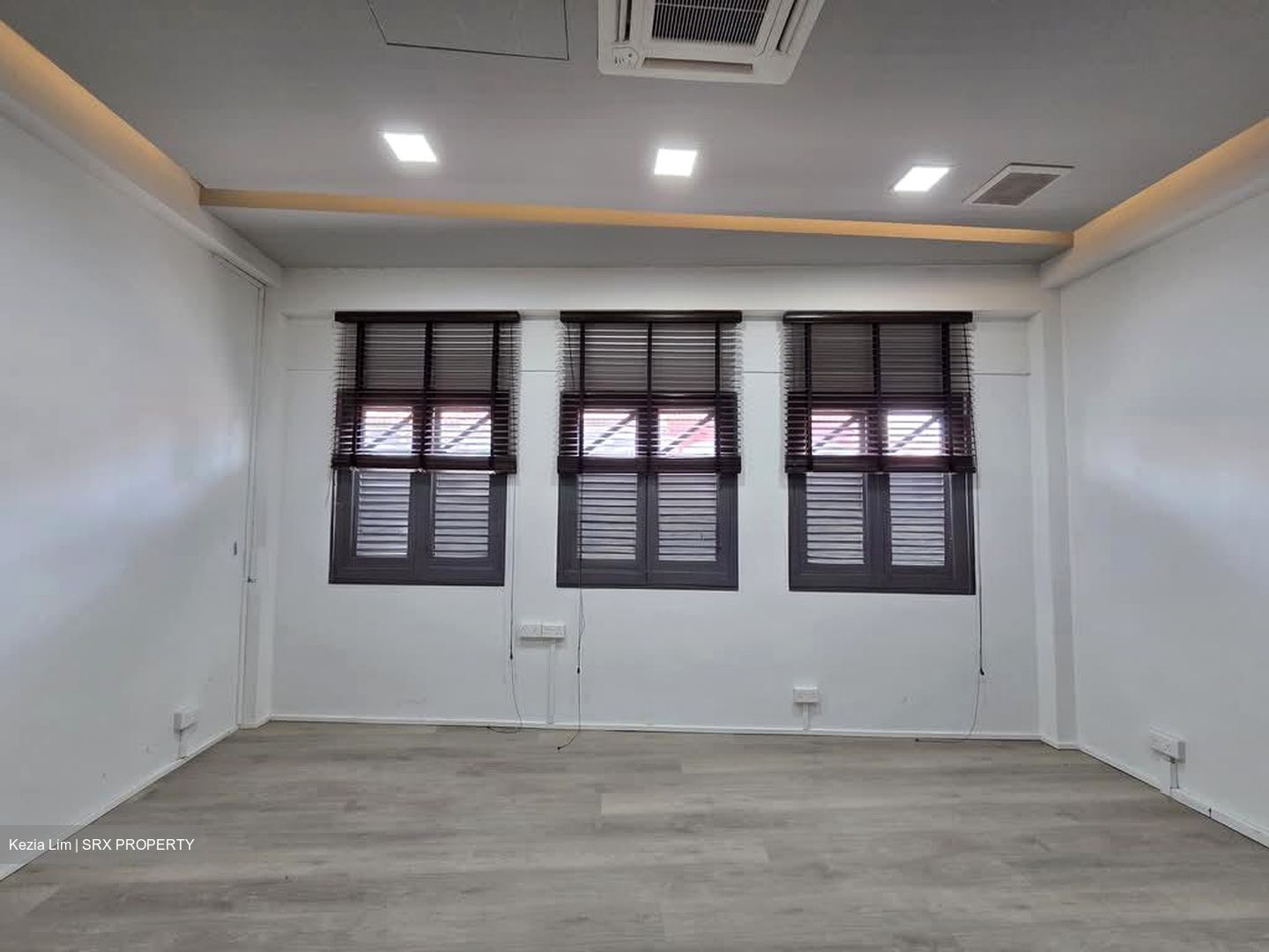 Telok Ayer Conservation Area (D1), Shop House #597570281